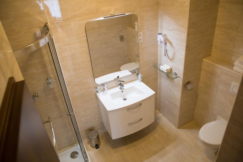 Luxury Hotel Siófok Habitación foto